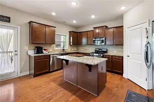 440 Cranbrooke Cir, Suwanee, GA 30024 - Photo 10