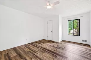 5169 Rockbridge Dr, Stone Mountain, GA 30087 - Photo 18