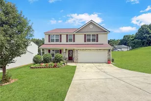 1303 Cardena Ct, Gainesville, GA 30504 - Photo 2