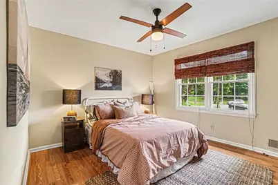 404 Hill Crest Court, Woodstock, GA 30188 - Photo 18