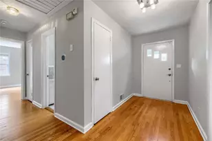 2538 Birchwood Dr NE, Atlanta, GA 30305 - Photo 2