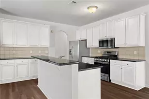 221 Cutbank Ct SW, Atlanta, GA 30331 - Photo 6