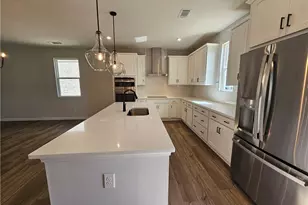 3250 Willow Glade Trl, Lawrenceville, GA 30043 - Photo 2