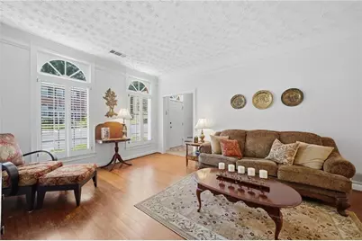 7505 Saint Charles Square, Roswell, GA 30075 - Photo 8