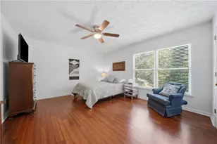 7505 St Charles Square, Roswell, GA 30075 - Photo 20