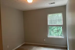 4283 High Park Ln, Atlanta, GA 30344 - Photo 12