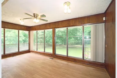 257 Chalmers Drive NW, Atlanta, GA 30318 - Photo 14
