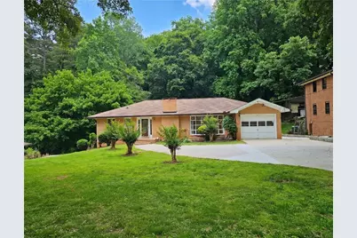 257 Chalmers Drive NW, Atlanta, GA 30318 - Photo 2