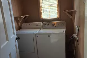 119 Bonnie Ln, Cumming, GA 30040 - Photo 14