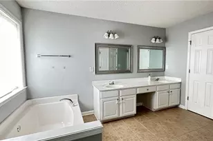 9155 Ruel Ln, Suwanee, GA 30024 - Photo 10