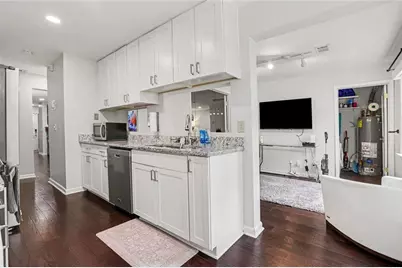7 Saint Claire Lane NE, Atlanta, GA 30324 - Photo 8