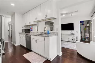 7 St Claire Ln NE, Atlanta, GA 30324 - Photo 8