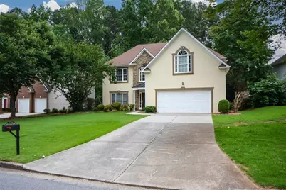 4736 Cedar Wood Drive SW, Lilburn, GA 30047 - Photo 4