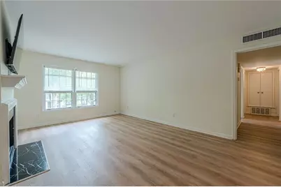 175 Maribeau Square NW, Atlanta, GA 30327 - Photo 4