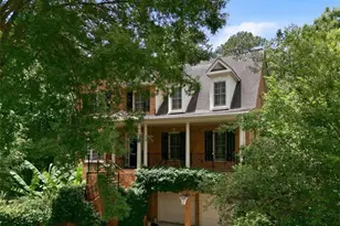 41 Kenmare Hall NE, Atlanta, GA 30324 - Photo 2