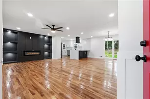 2738 Odum St, Snellville, GA 30078 - Photo 4