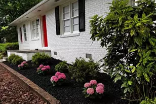 2461 Lakewood Dr NW, Kennesaw, GA 30152 - Photo 2