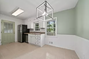 2461 Lakewood Dr NW, Kennesaw, GA 30152 - Photo 12