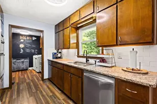 1694 Rhonda Ln, Stone Mountain, GA 30087 - Photo 24