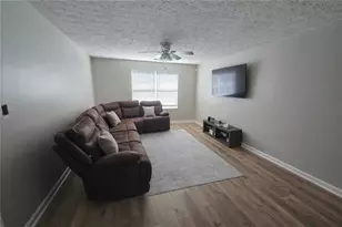 6101 Par Four Way, Lithonia, GA 30038 - Photo 4