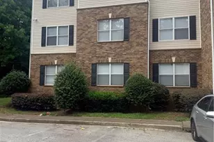6101 Par Four Way, Lithonia, GA 30038 - Photo 2