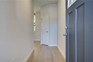 8098 Tiger Wy, Riverdale, GA 30296 - Photo 4