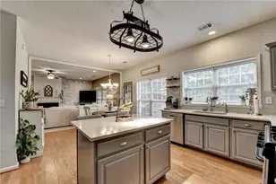 330 Leatherman Ct, Johns Creek, GA 30005 - Photo 16