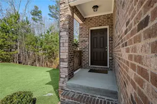 5630 Bright Cross Wy, Suwanee, GA 30024 - Photo 2