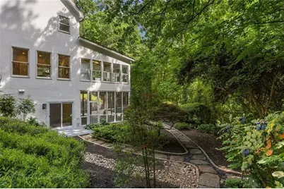 1260 Heards Ferry Road, Sandy Springs, GA 30328 - Photo 68