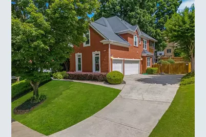 2815 Arabian Trail NE, Marietta, GA 30062 - Photo 2