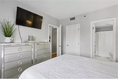 3481 Lakeside Drive NE #3004, Atlanta, GA 30326 - Photo 12