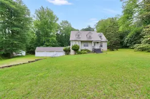 126 Kinsey Dr, Stockbridge, GA 30281 - Photo 2