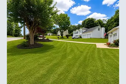 2812 Crestworth Lane, Buford, GA 30519 - Photo 2