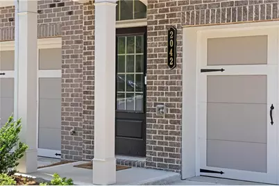 2042 Violet Lane, Brookhaven, GA 30319 - Photo 2