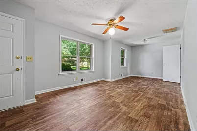2913 Vogue Drive, Douglasville, GA 30134 - Photo 4