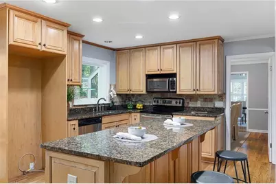 [Address not provided], Atlanta, GA 30342 - Photo 4