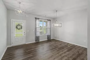 212 McGinnis Cir, Calhoun, GA 30701 - Photo 6