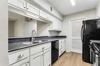 310 Tuxworth Circle, Decatur, GA 30033 - Photo 4