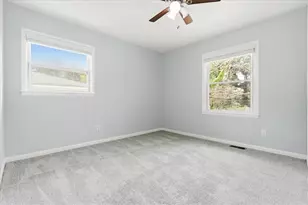 2705 Lincoln Ct NW, Atlanta, GA 30318 - Photo 4