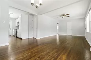 2705 Lincoln Ct NW, Atlanta, GA 30318 - Photo 2