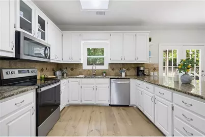 4175 Ruby Forest Boulevard, Suwanee, GA 30024 - Photo 18