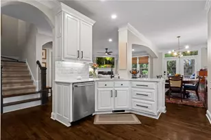 2602 Long Pointe, Roswell, GA 30076 - Photo 8
