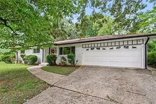 1697 Edinburgh Dr, Tucker, GA 30084 - Photo 2