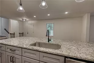 403 Greenwood Dr, Monroe, GA 30655 - Photo 8