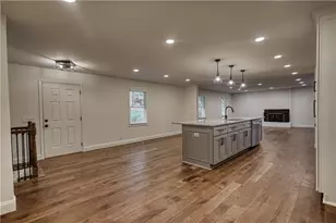 403 Greenwood Dr, Monroe, GA 30655 - Photo 4