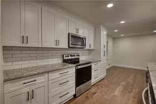 403 Greenwood Dr, Monroe, GA 30655 - Photo 6