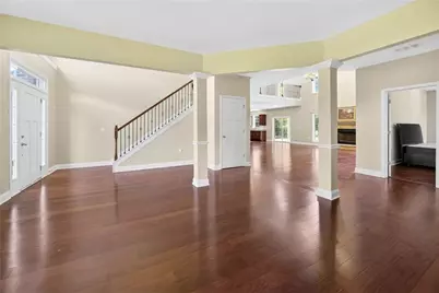 2204 Sidney Drive, Gainesville, GA 30506 - Photo 6