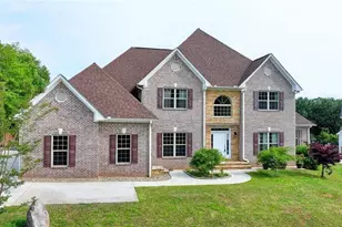 2204 Sidney Dr, Gainesville, GA 30506 - Photo 1