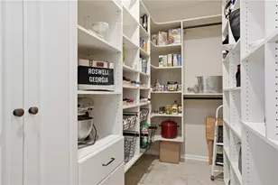 520 Estate Club Cir, Roswell, GA 30075 - Photo 14