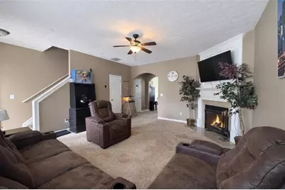 6198 Shoals Loop, Union City, GA 30291 - Photo 4